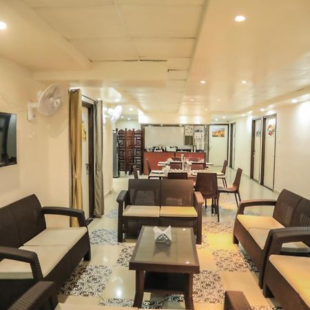 Pretty Garden View Apartment 3Bhk Furnished Flat Near Kashi Vishwanath Temple Varanasi Exterior photo